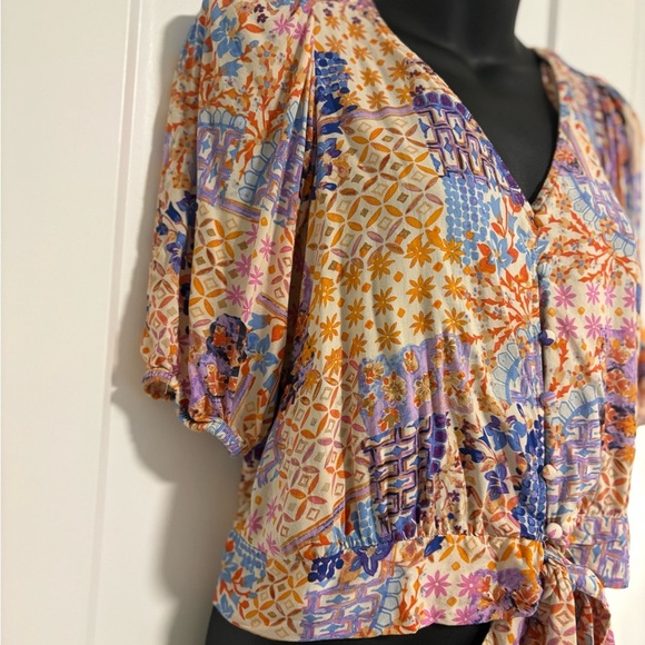 Rose Olive Crop Top Purple Orange Patch Print Short Sleeve Tie Front Size Small - Picture 2 of 12